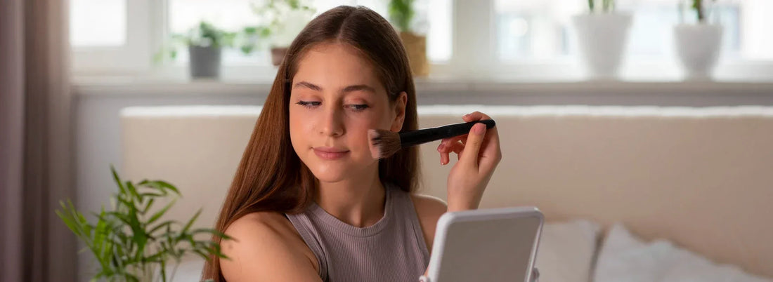 How to Build a Natural Glow Makeup Look That Lasts All Day